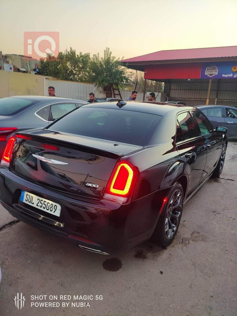كرايسلر 300